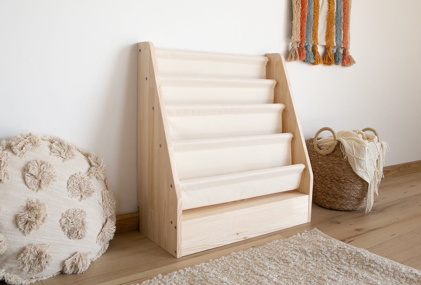 Montessori Bücherregal in beige