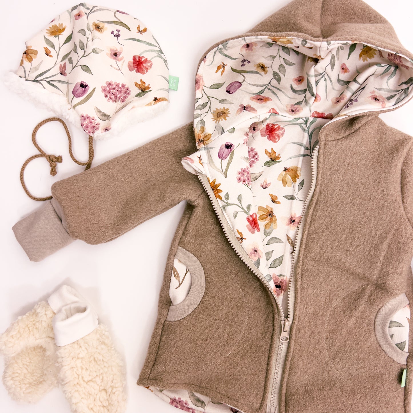 Walkjacke Beige mit Blumen