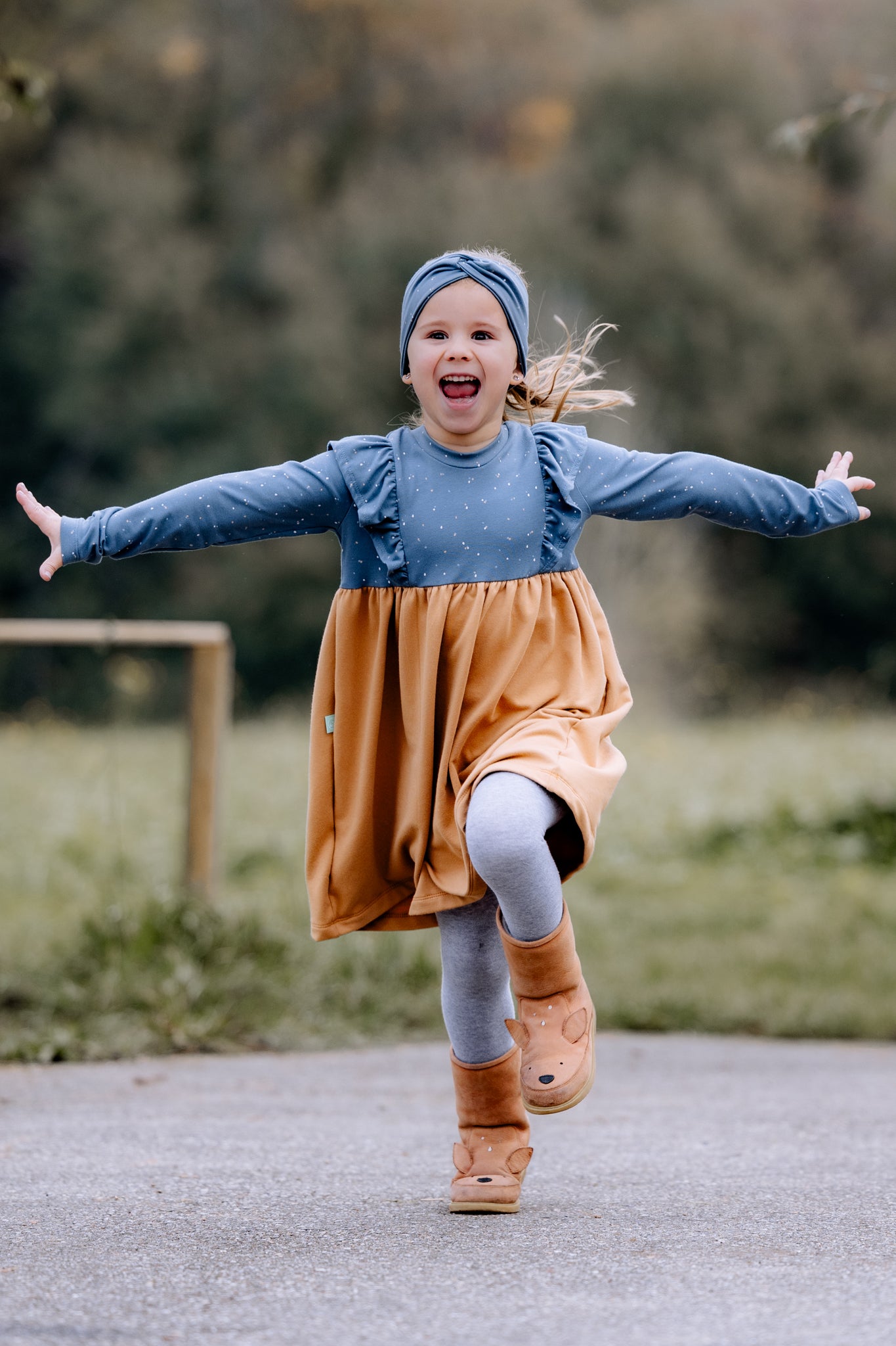 Kleid Mimi, Blaue Punkte und Kamel