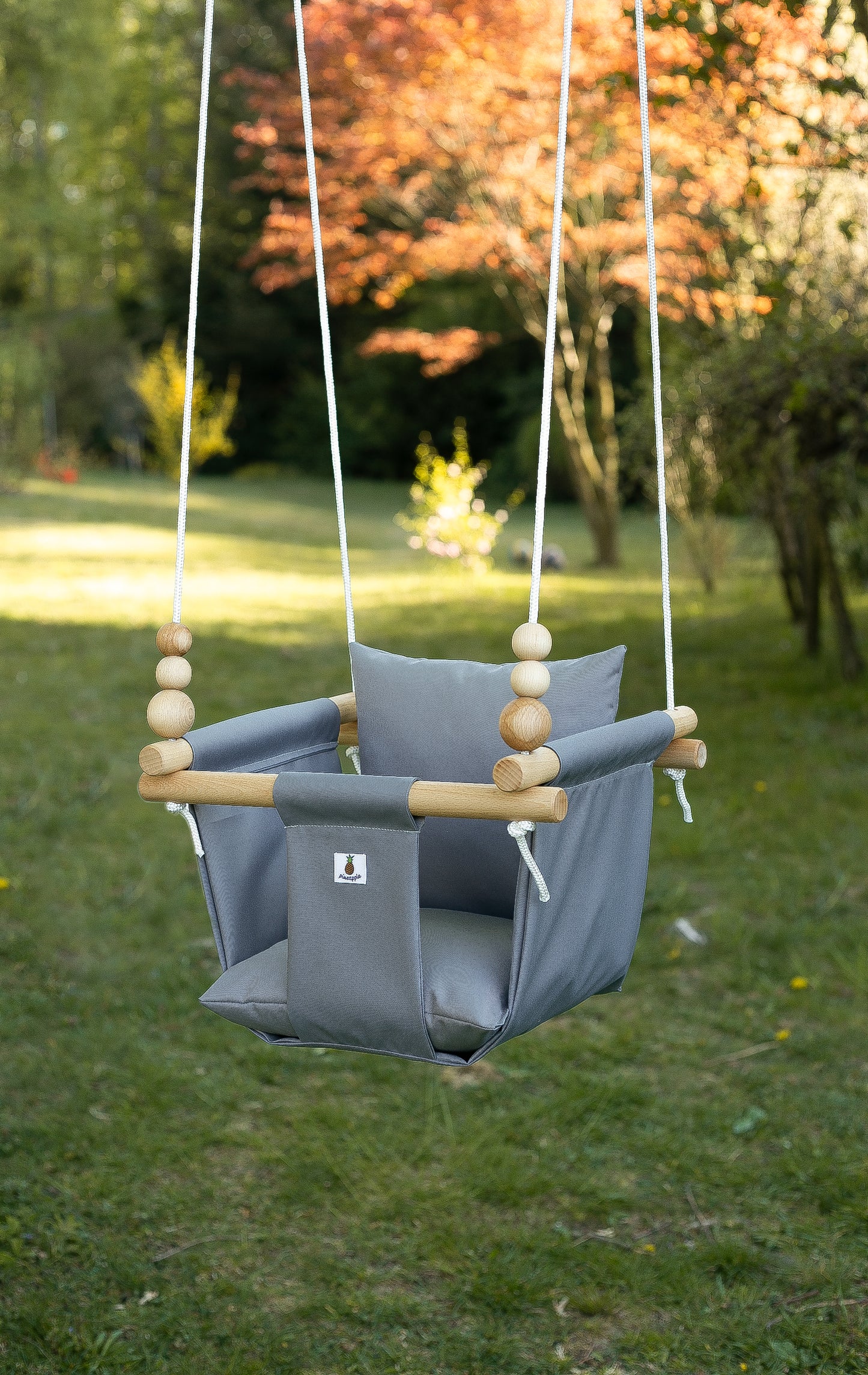 Babyschaukel outdoor in grau