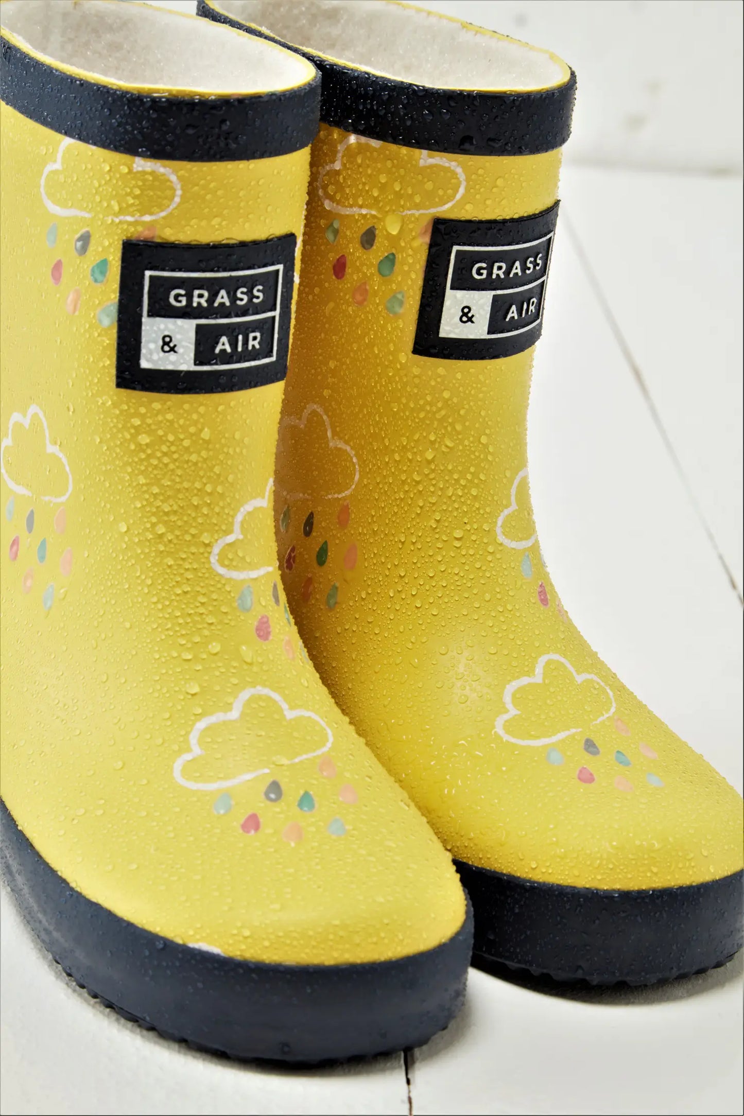 Gummistiefel mit wechselnden Farben, gelb