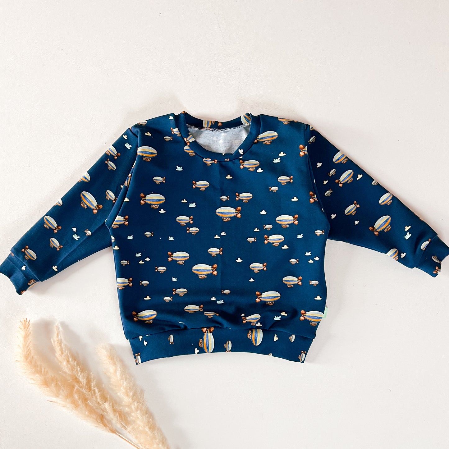 Pullover Lounge, Zeppelin