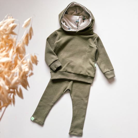 Stylisches Waffel-Set in Olive & Roboter