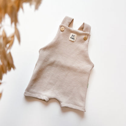 Latzhose für Baby und Kinder, beige