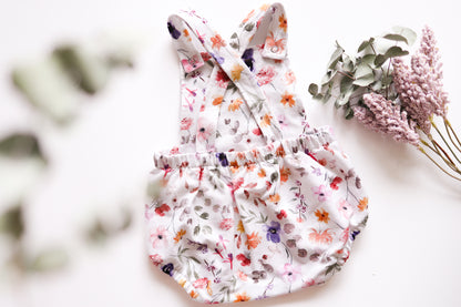 Strampler Nina, Blumen