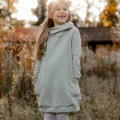 Kleid Mili mit Kapuze für Mädchen – Mint und Blumen