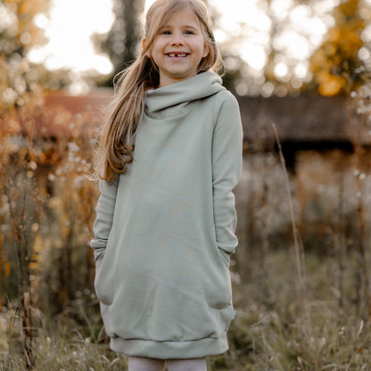 Kleid Mili mit Kapuze für Mädchen,  Mint & Blumen