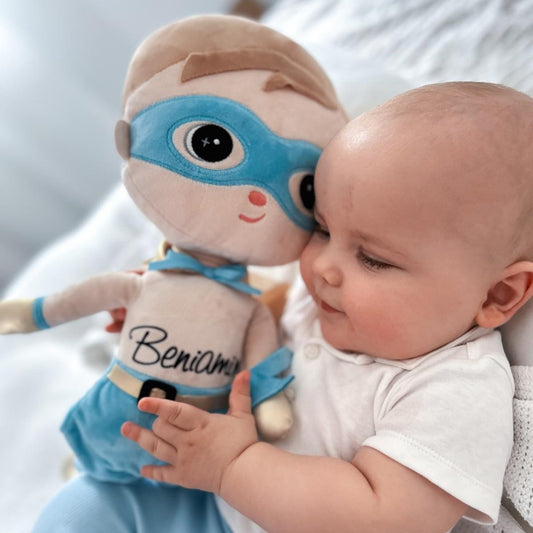 Personalisierter Superheld Mateo, Metoo doll